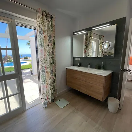 Villa Vistas Al Mar *