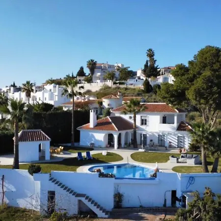 Vistas Al Mar Villa Benajarafe